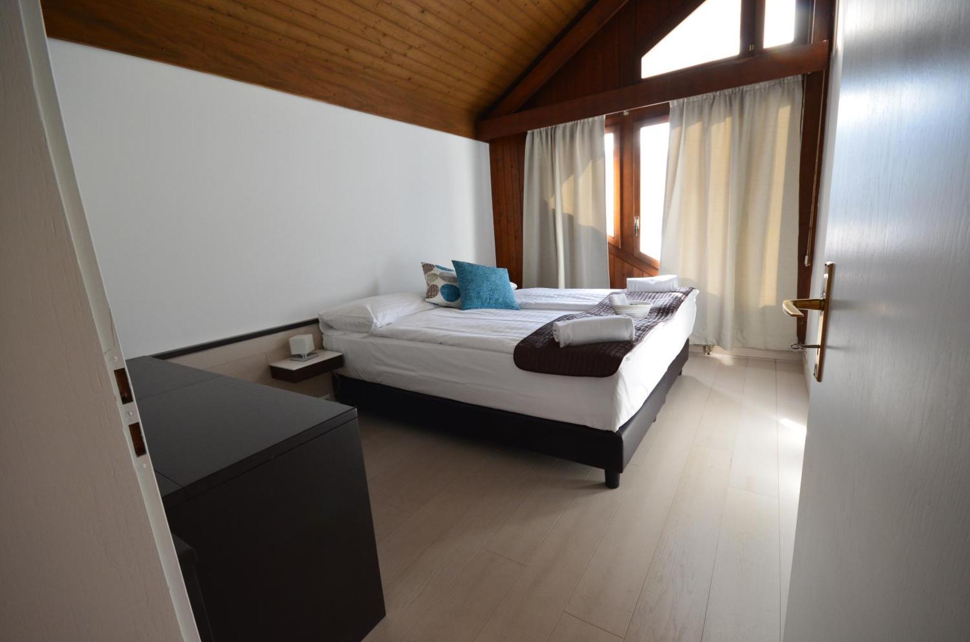 Boutique Hotel Riviera Spiez Pokoj fotografie