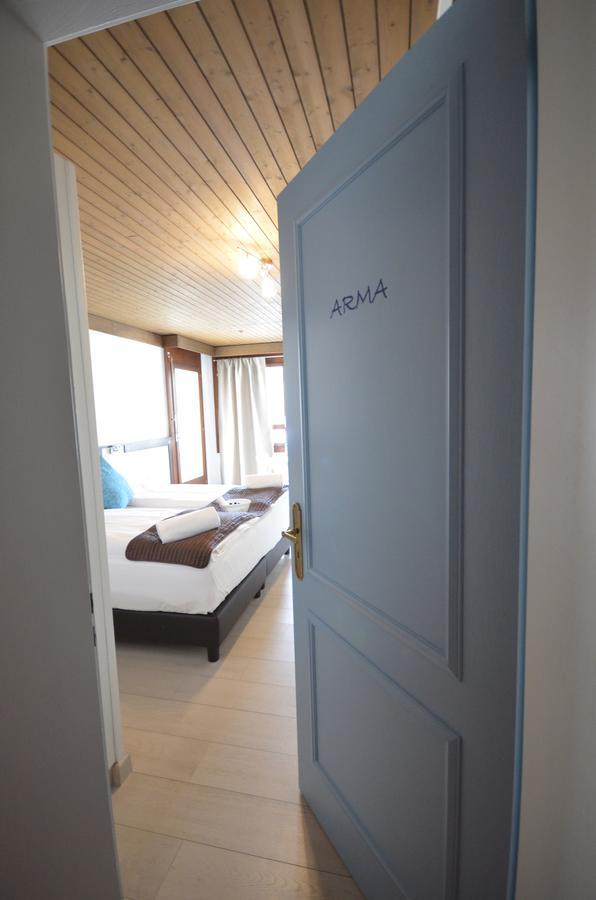 Boutique Hotel Riviera Spiez Pokoj fotografie